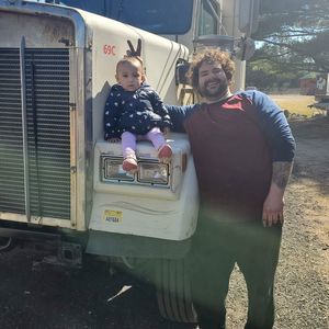 Meet your Posher, Karl